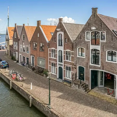 The Dutch Buoy * Monnickendam