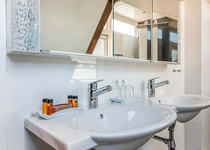 The Dutch Buoy Дом отдыха Монникендам