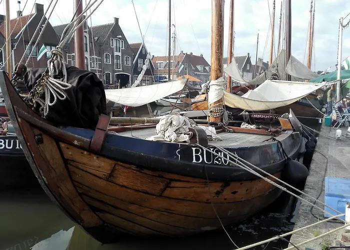 The Dutch Buoy Дом отдыха Монникендам