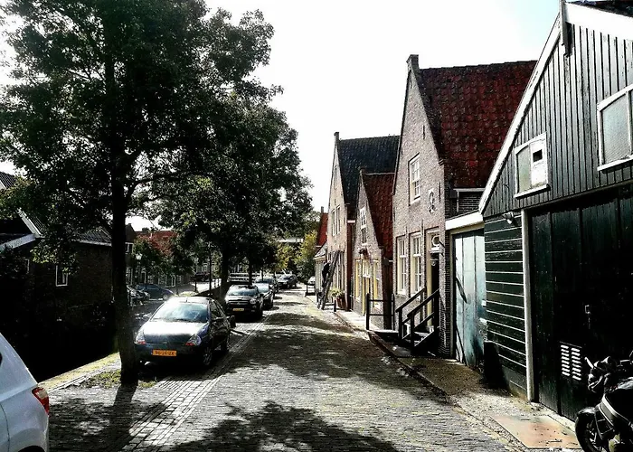 The Dutch Buoy Дом отдыха Монникендам