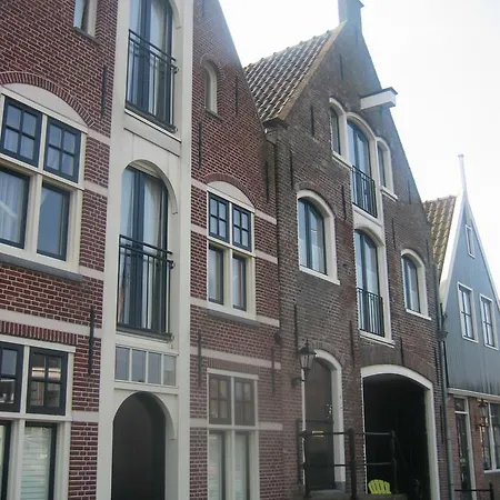 펜션 The Dutch Buoy 모니켄담