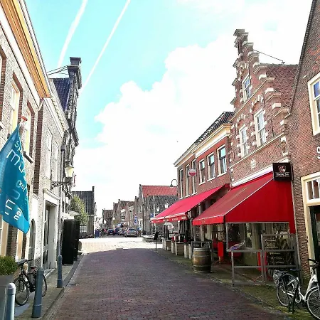 The Dutch Buoy * 모니켄담